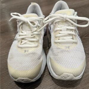 Under Armour Women's Sneakers - White and Cream